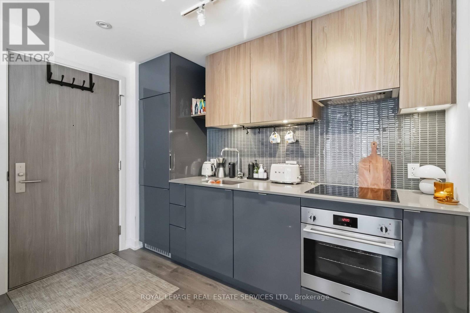 534 - 161 Roehampton Avenue, Toronto, Ontario  M4P 0C8 - Photo 6 - C13426200