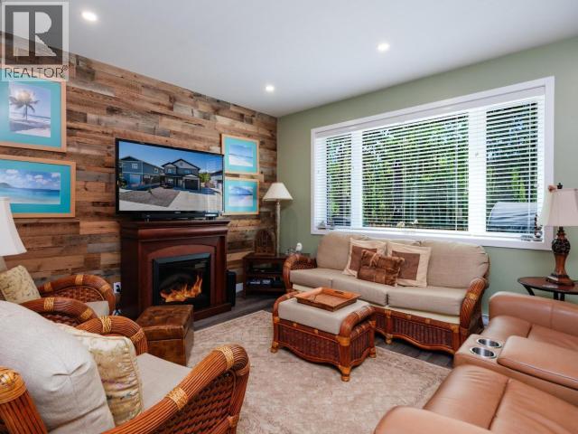 268 Keno Way, Whitehorse, Yukon  Y1A 0S8 - Photo 3 - 17354