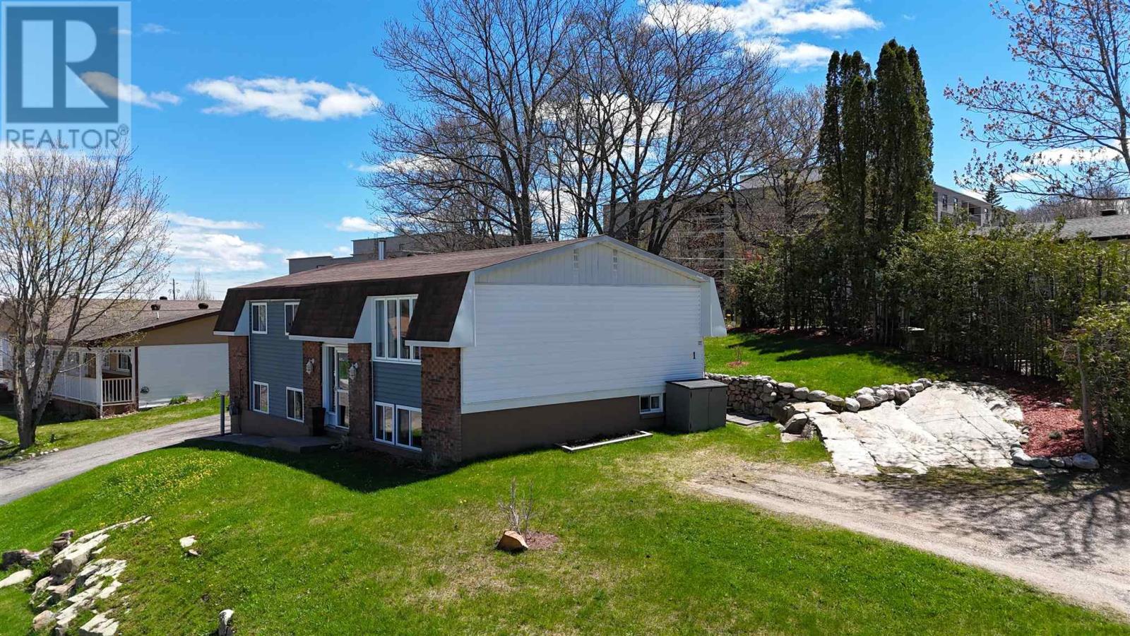 1 Gillanders Rd, Elliot Lake, Ontario  P5A 1W4 - Photo 29 - SM261096