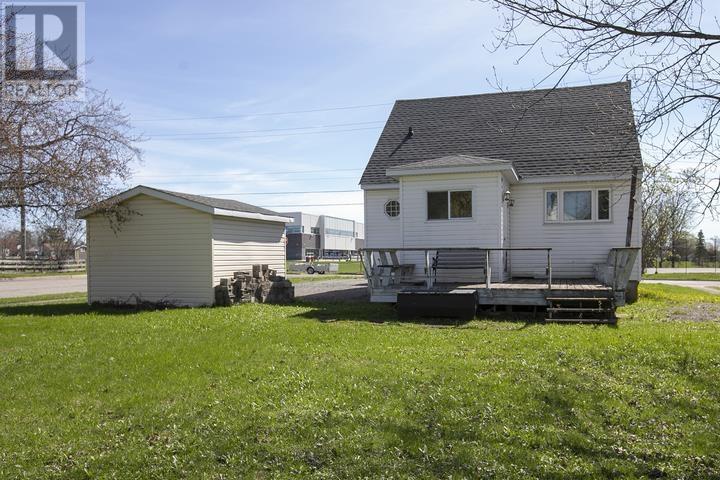 43 Weldon Ave, Sault Ste. Marie, Ontario  P6B 3C4 - Photo 8 - SM261218