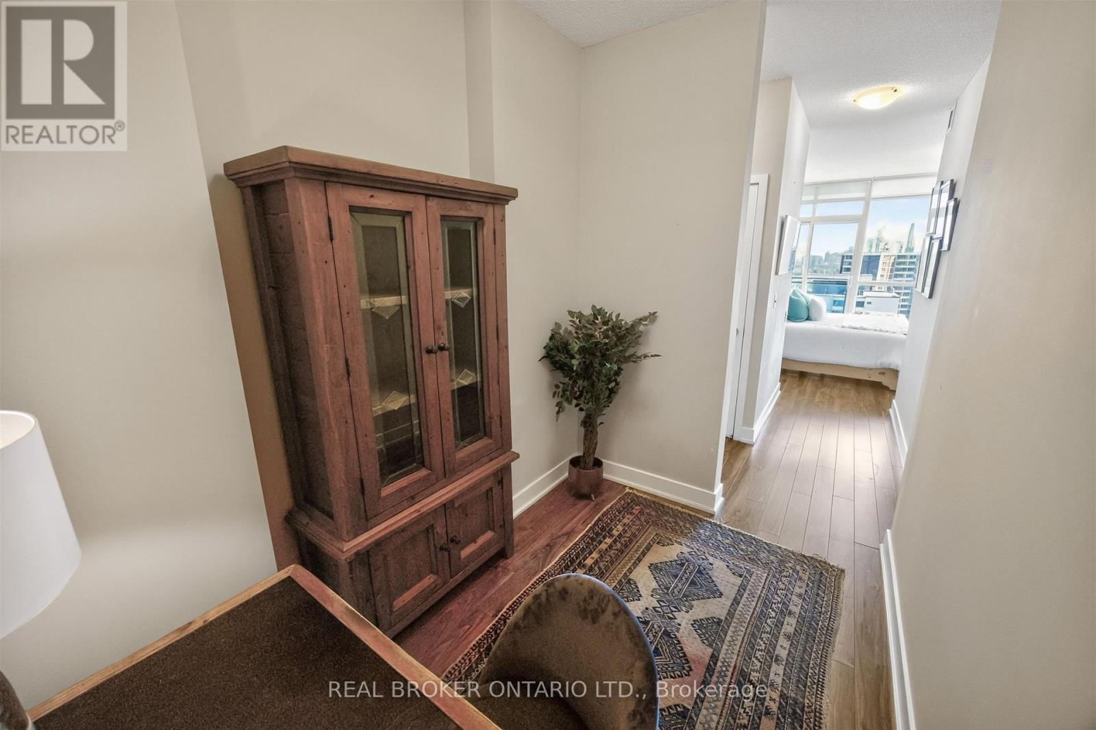 2402 - 1048 Broadview Avenue, Toronto, Ontario  M4K 2S2 - Photo 31 - E13425898
