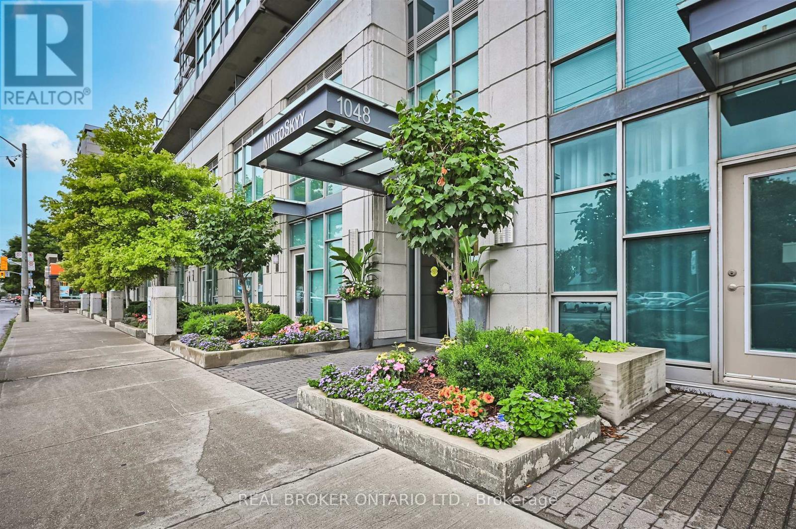 2402 - 1048 Broadview Avenue, Toronto, Ontario  M4K 2S2 - Photo 43 - E13425898