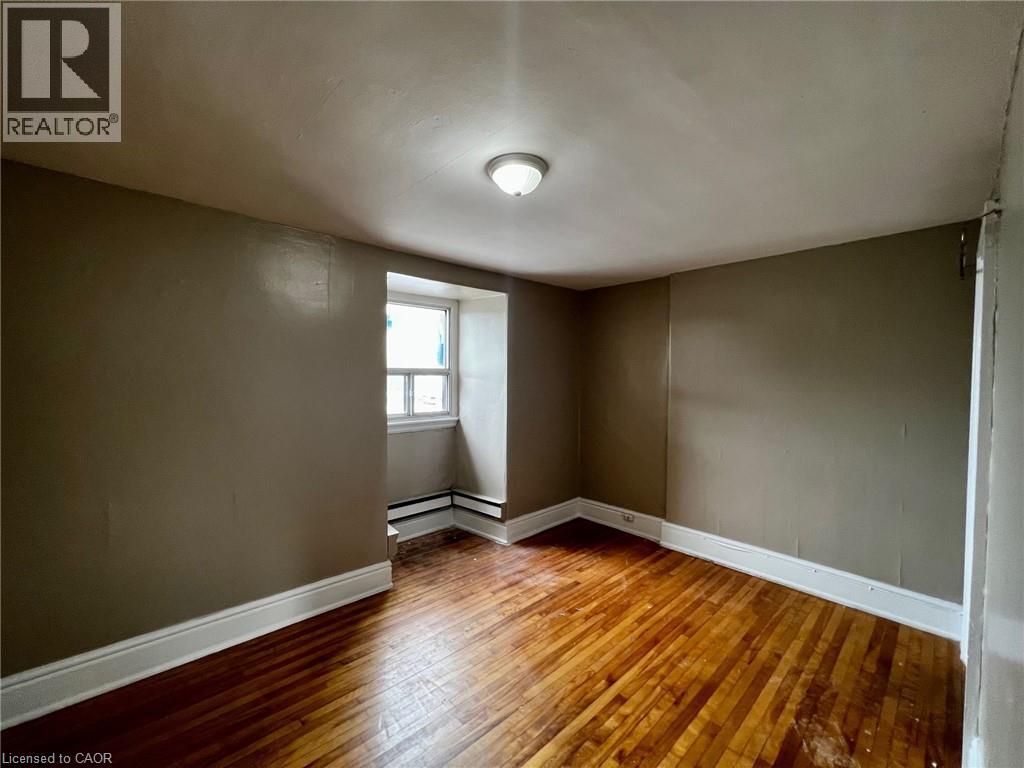 426 CLARENCE Street Unit# 1 - Photo 13
