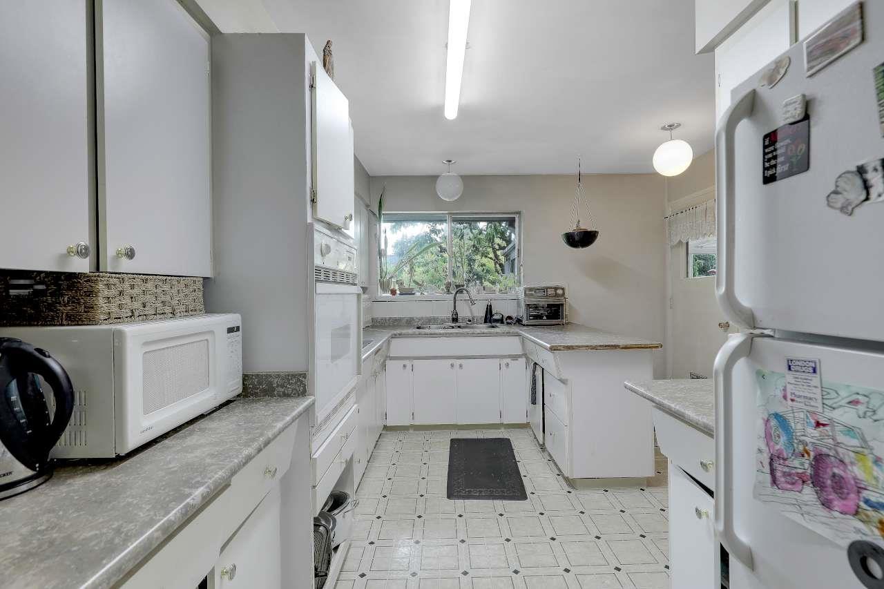 15064 Peacock Place, Surrey, British Columbia  V3R 4W4 - Photo 13 - R3132732
