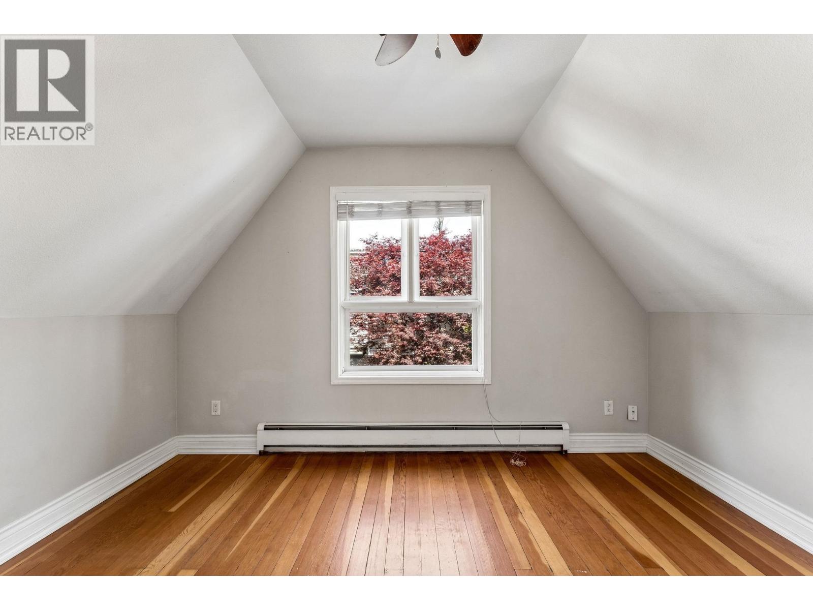 408 E 2nd Street, North Vancouver, British Columbia  V7L 1C8 - Photo 26 - R3132706