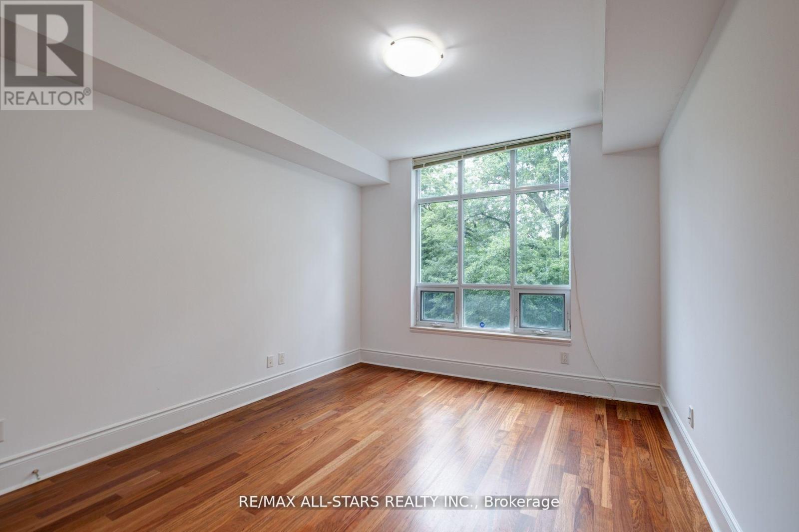 211 - 7071 Bayview Avenue, Markham (Bayview Glen), Ontario  L3T 7Y8 - Photo 13 - N13426246