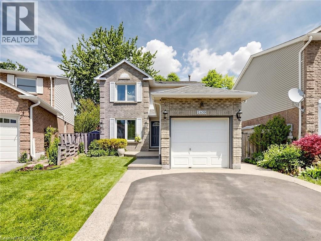 2409 PAULA Court, Burlington, Ontario