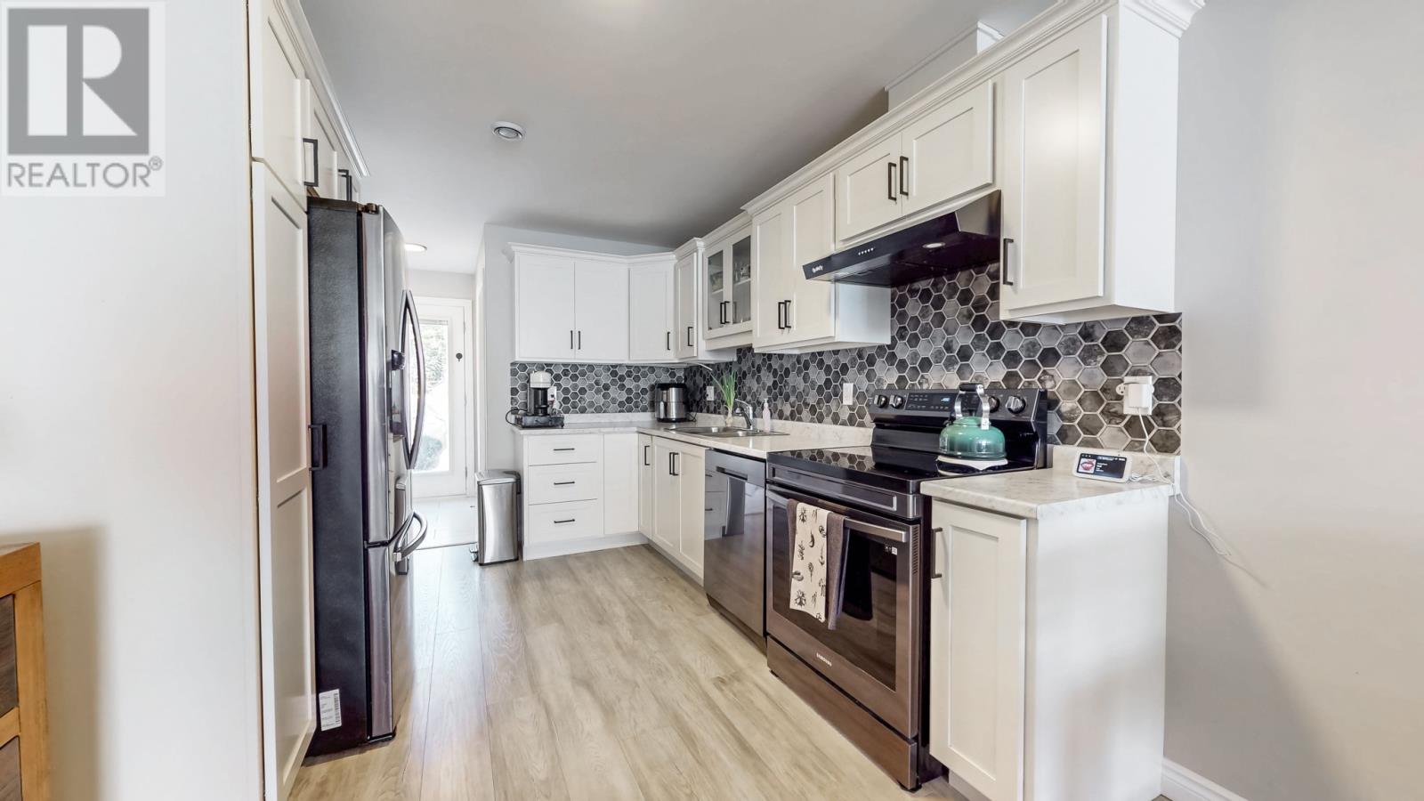 13 Larsen Street, Mount Pearl, Newfoundland & Labrador A1N 0J5 - Photo 4 - 1298774