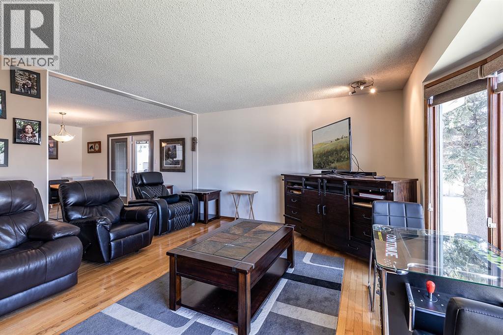 9 Rossmere Avenue Se, Medicine Hat, Alberta  T1B 2P4 - Photo 7 - A2316340