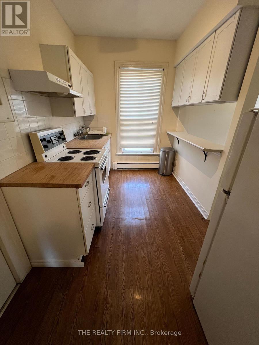 3 - 22 Victor Street, London South, Ontario  N6C 1B7 - Photo 2 - X13426324