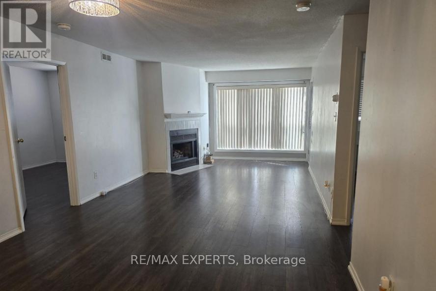 210 - 120 Bell Farm Road, Barrie (Alliance), Ontario  L4M 6J2 - Photo 3 - S13425918