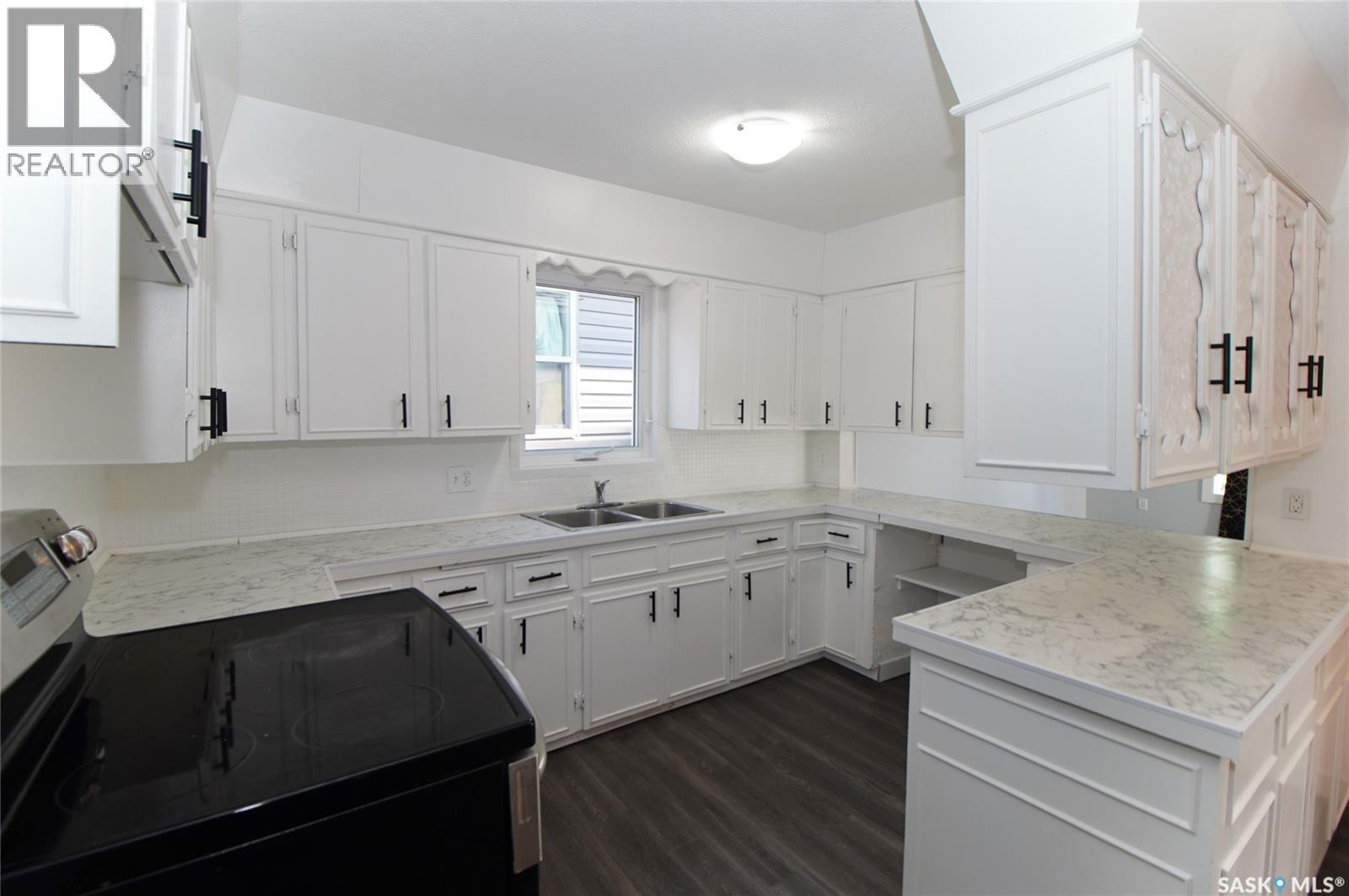 425 Montreal Street, Regina, Saskatchewan  S4R 1L4 - Photo 12 - SK038936