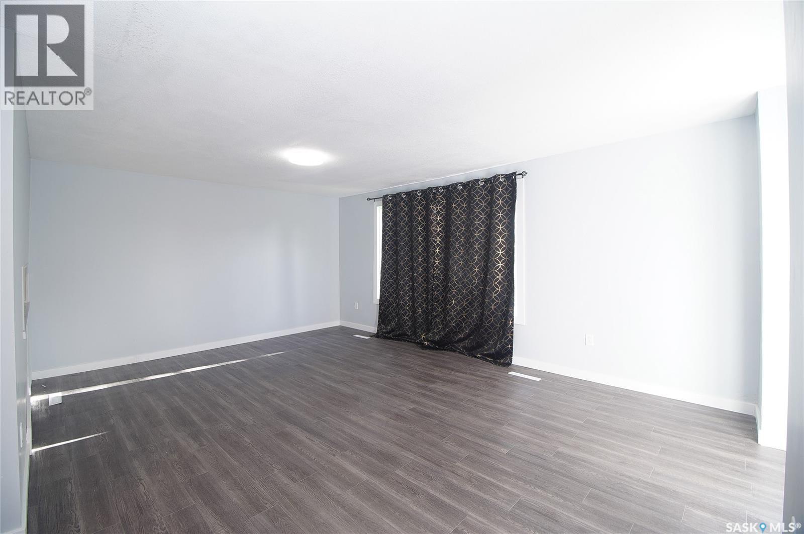 425 Montreal Street, Regina, Saskatchewan  S4R 1L4 - Photo 8 - SK038936