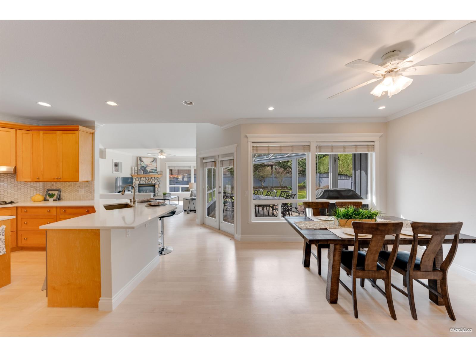 16330 Lincoln Woods Court, Surrey, British Columbia  V3Z 0J8 - Photo 15 - R3134519
