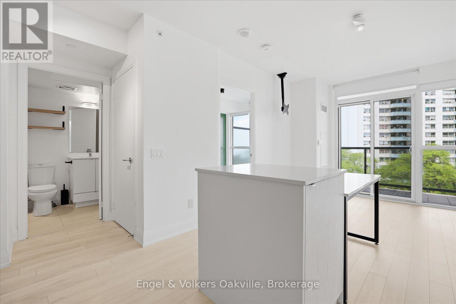 603 - 1461 Lawrence Avenue W, Toronto, Ontario  M6L 0A6 - Photo 6 - W13426274