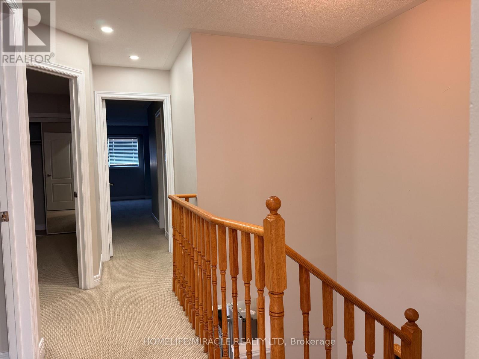 98 Marycroft (Upper) Court, Brampton, Ontario  L7A 2G4 - Photo 14 - W13425888