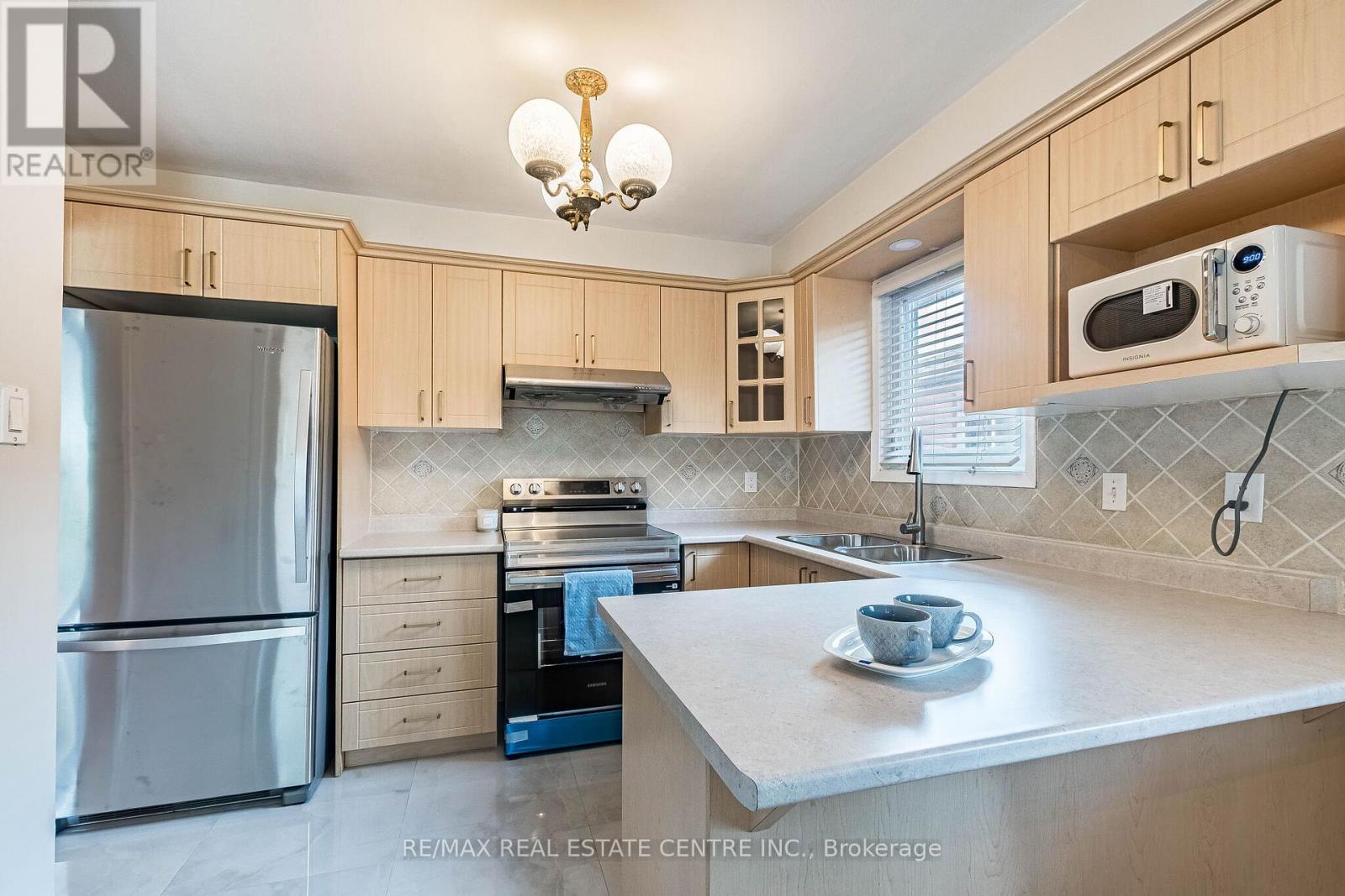 7243 Reindeer Drive, Mississauga, Ontario  L4T 2M6 - Photo 17 - W13425942