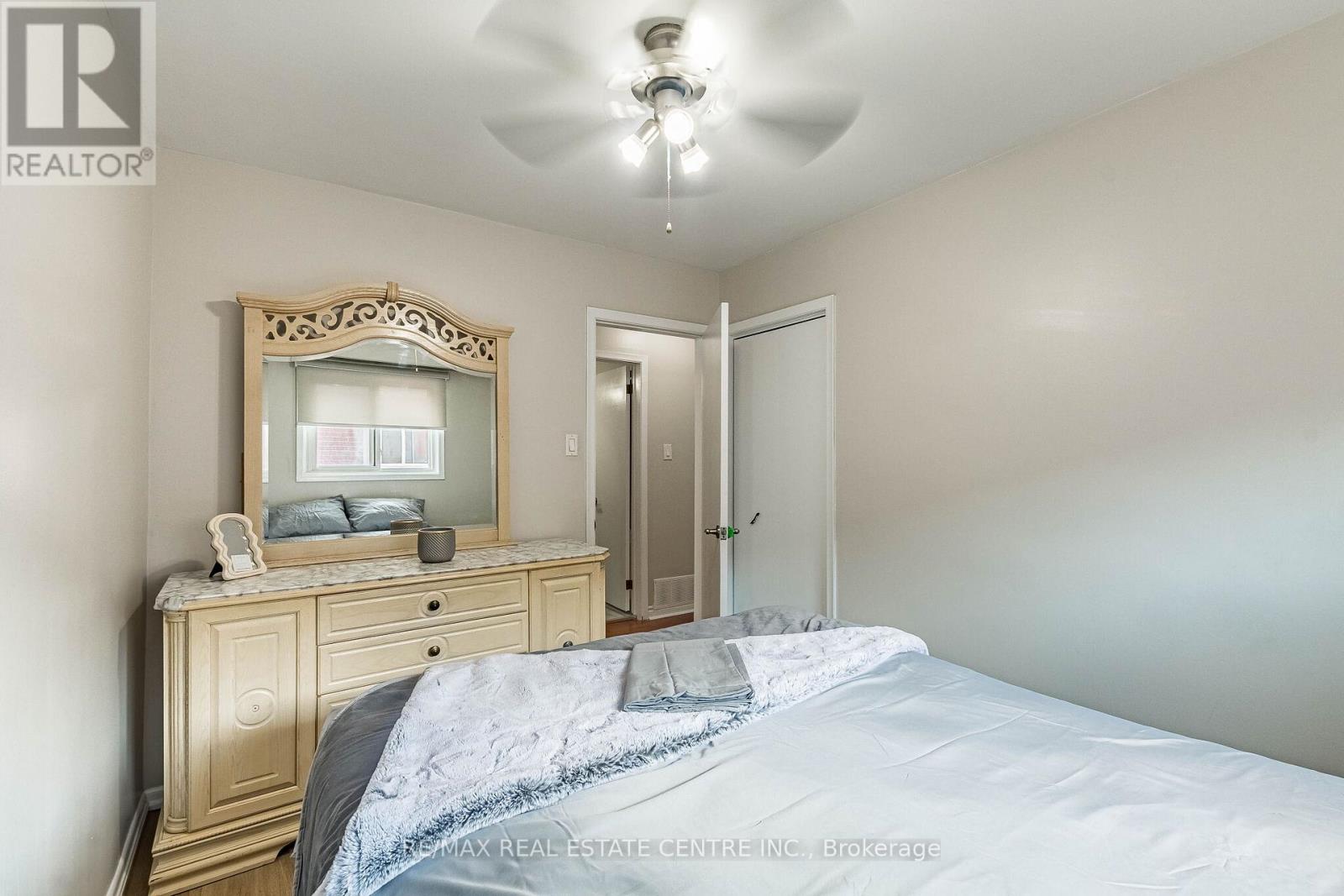 7243 Reindeer Drive, Mississauga, Ontario  L4T 2M6 - Photo 27 - W13425942