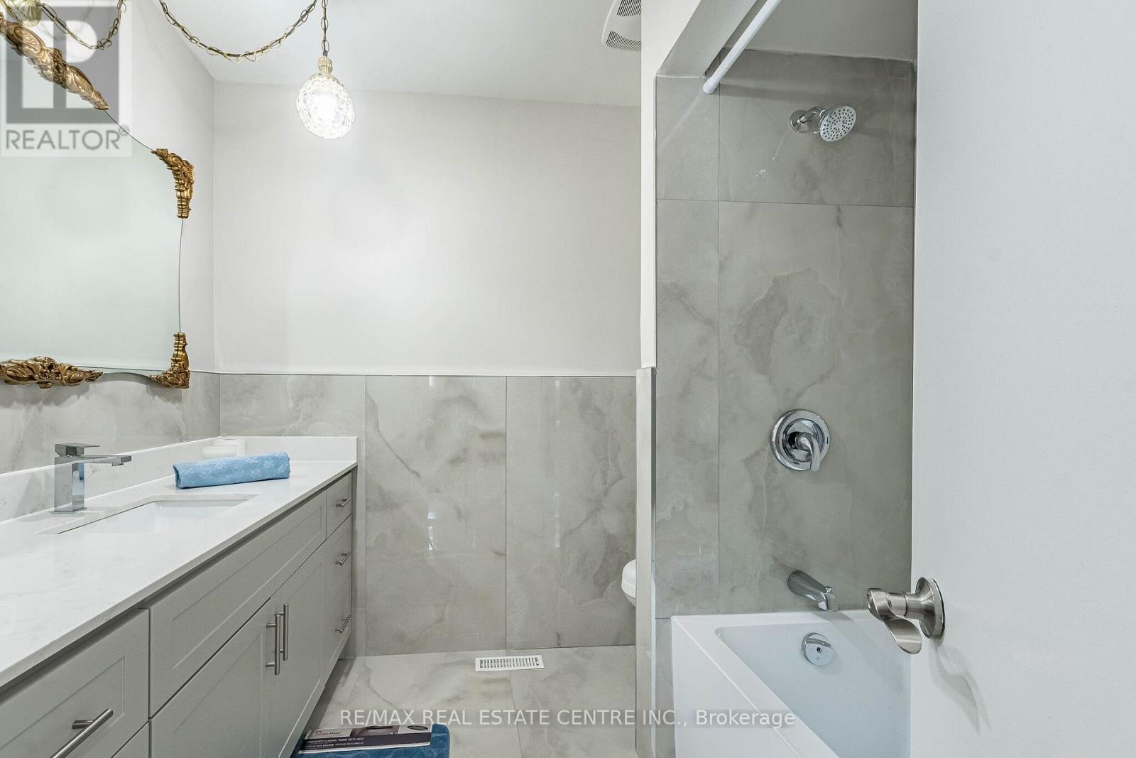 7243 Reindeer Drive, Mississauga, Ontario  L4T 2M6 - Photo 28 - W13425942