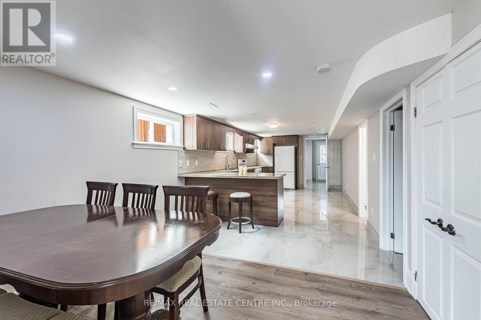 7243 Reindeer Drive, Mississauga, Ontario  L4T 2M6 - Photo 35 - W13425942