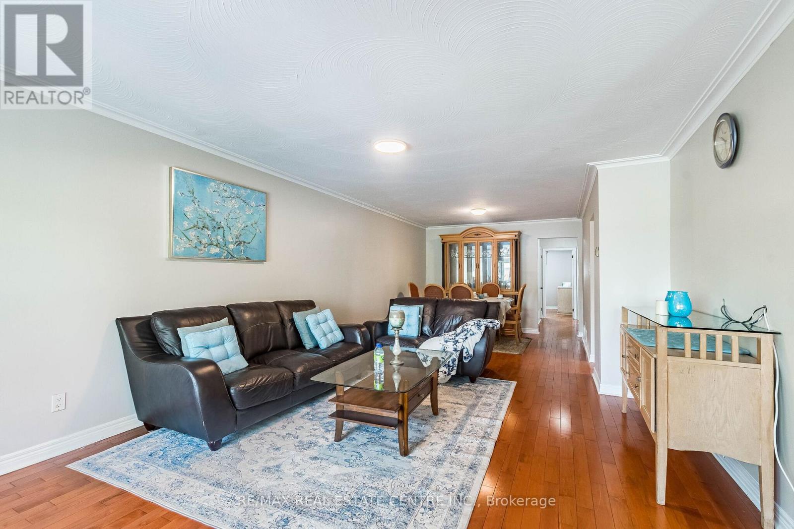 7243 Reindeer Drive, Mississauga, Ontario  L4T 2M6 - Photo 9 - W13425942