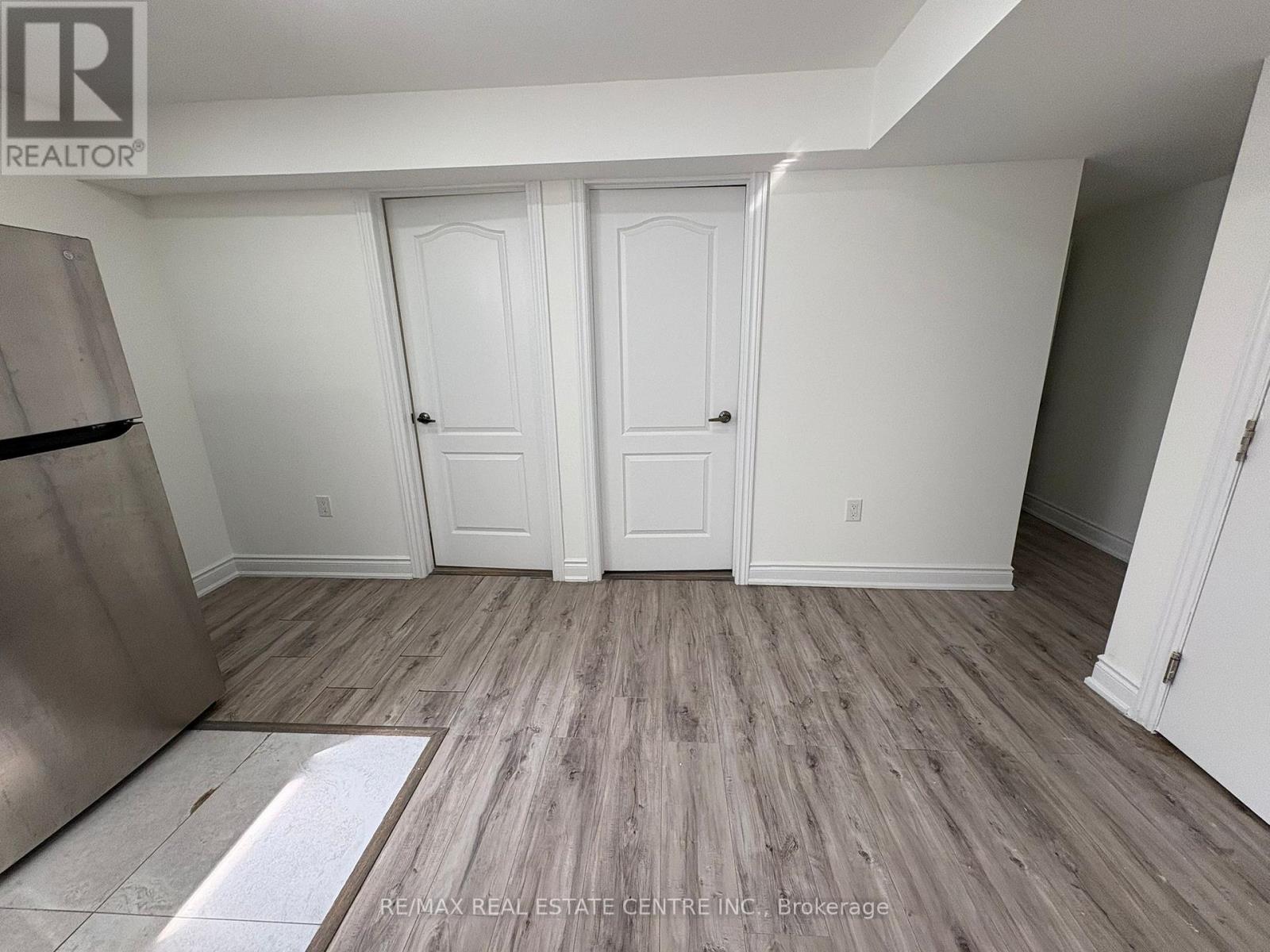 16 Bucksaw Street, Brampton, Ontario  L7A 4R1 - Photo 3 - W13425958