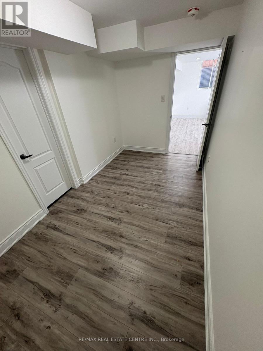 16 Bucksaw Street, Brampton, Ontario  L7A 4R1 - Photo 7 - W13425958
