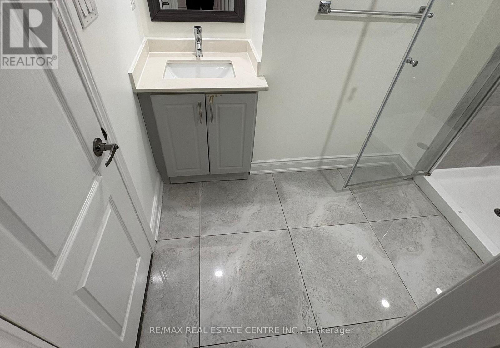 16 Bucksaw Street, Brampton, Ontario  L7A 4R1 - Photo 9 - W13425958
