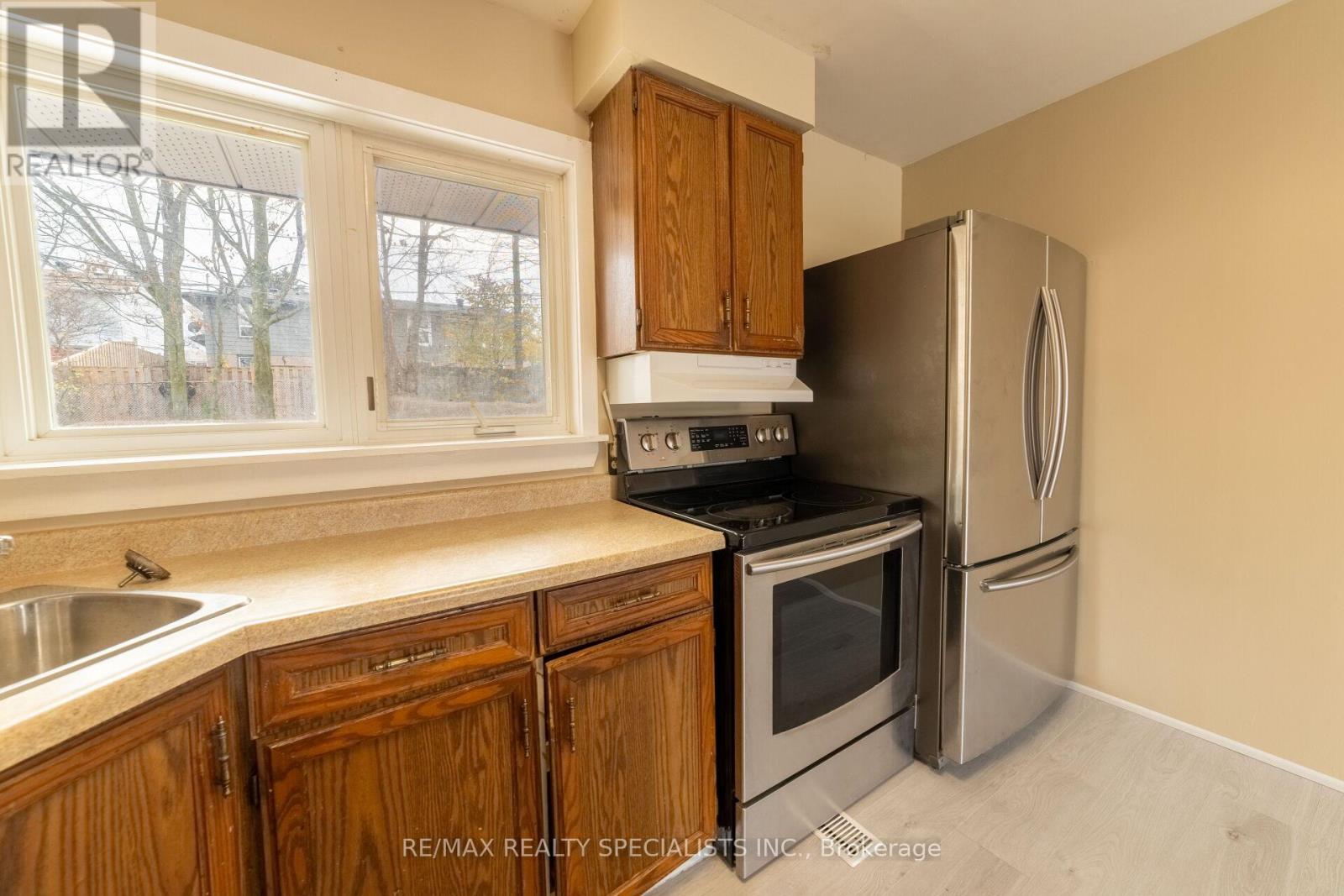 70 Bythia Street, Orangeville, Ontario  L9W 2S5 - Photo 8 - W13426018