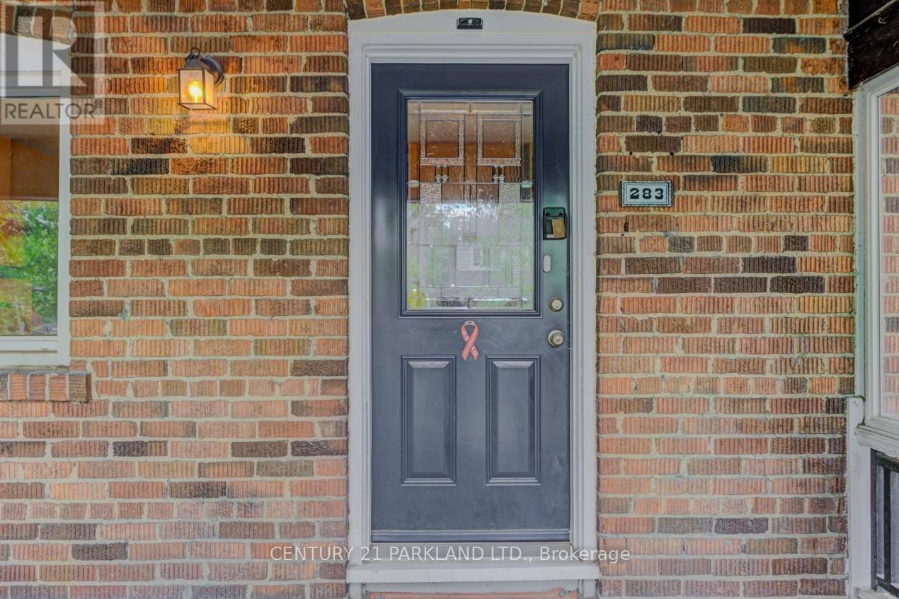 283 Willard Avenue, Toronto, Ontario  M6S 3R1 - Photo 2 - W13426050