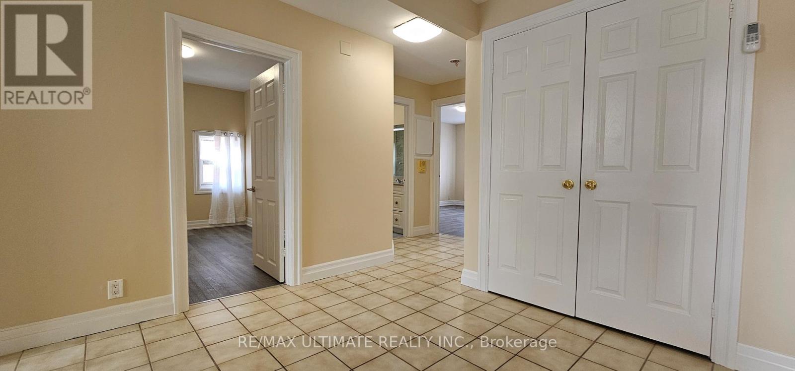 2nd Floor - 3 Kane Avenue, Toronto, Ontario  M6N 3M7 - Photo 10 - W13426134