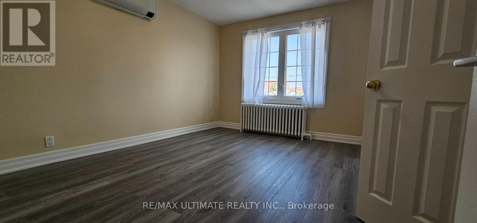 2nd Floor - 3 Kane Avenue, Toronto, Ontario  M6N 3M7 - Photo 6 - W13426134