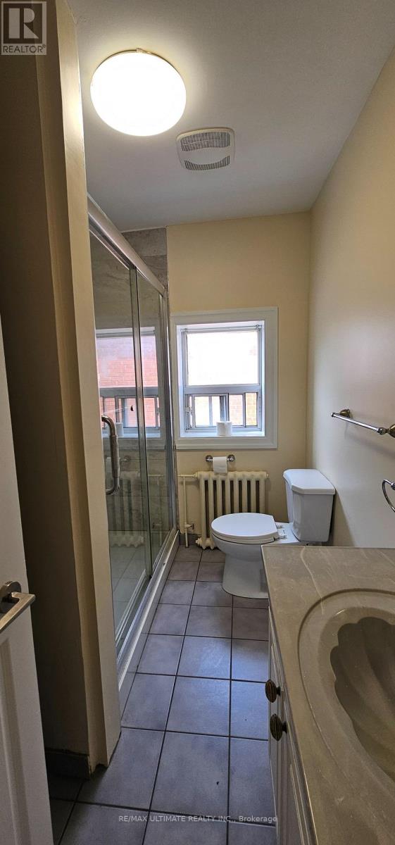 2nd Floor - 3 Kane Avenue, Toronto, Ontario  M6N 3M7 - Photo 9 - W13426134