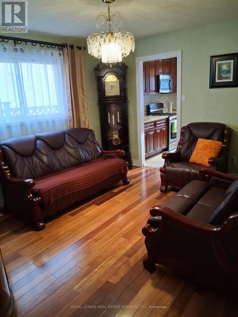 4622 Bismark Crescent, Mississauga, Ontario  L5R 1K2 - Photo 10 - W13426204