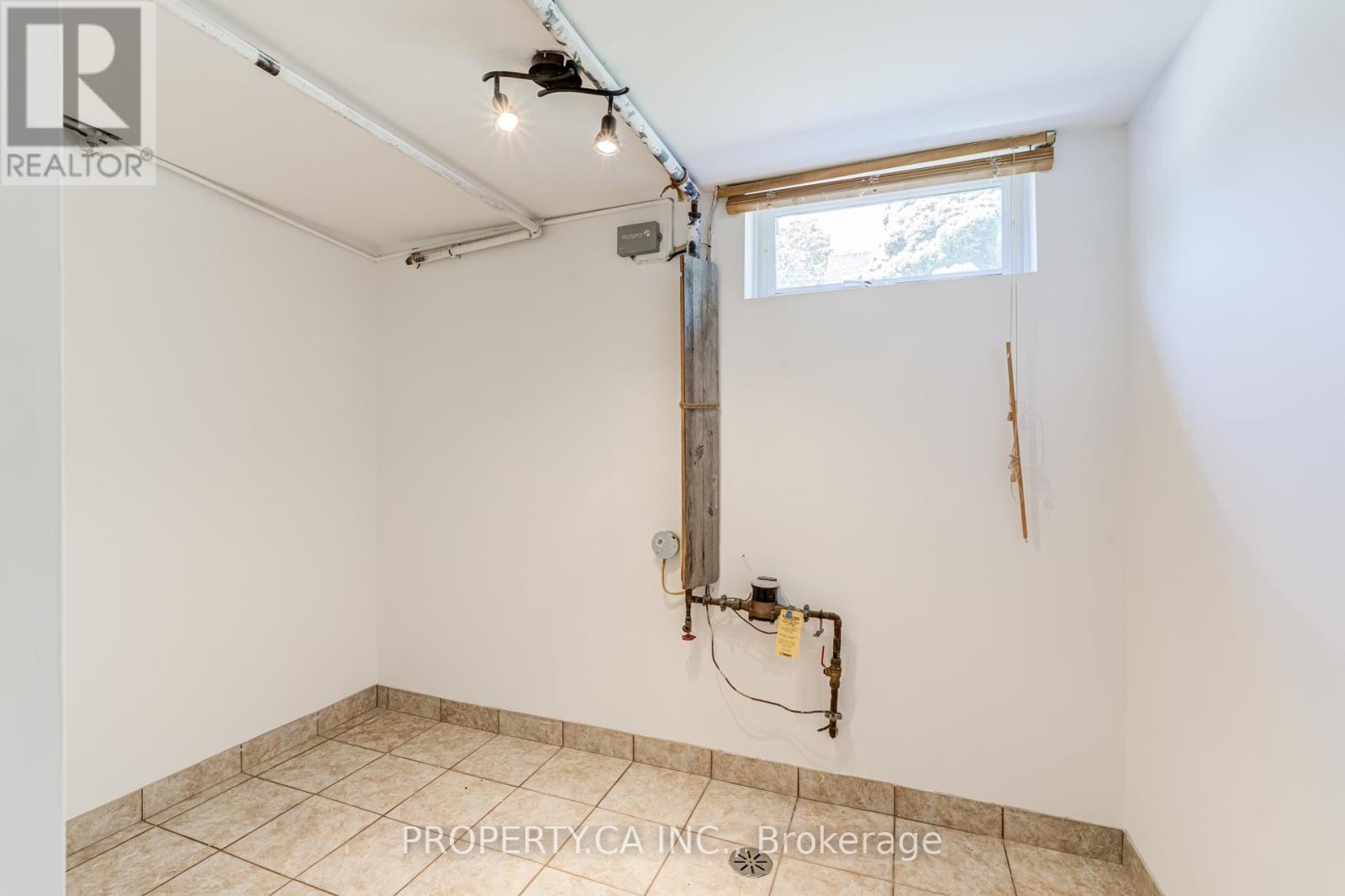 Basement - 115 Emerson Avenue, Toronto, Ontario  M6H 3S7 - Photo 19 - W13426218