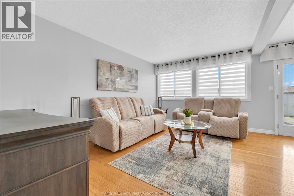 3009 Suffolk Street, Windsor, Ontario  N8R 1P1 - Photo 12 - 26013708