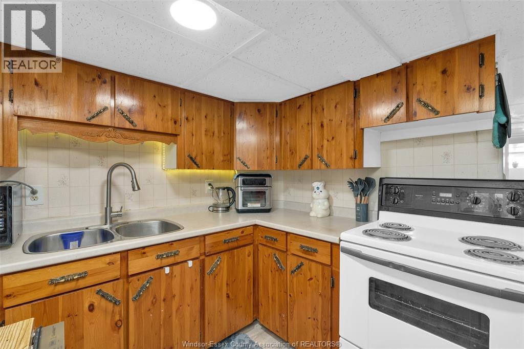 1780 Ford Boulevard, Windsor, Ontario  N8T 2E3 - Photo 11 - 26013662