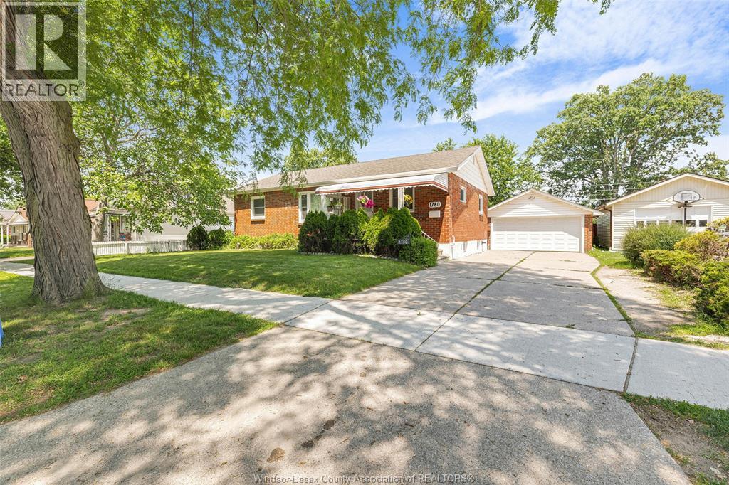 1780 Ford Boulevard, Windsor, Ontario  N8T 2E3 - Photo 2 - 26013662