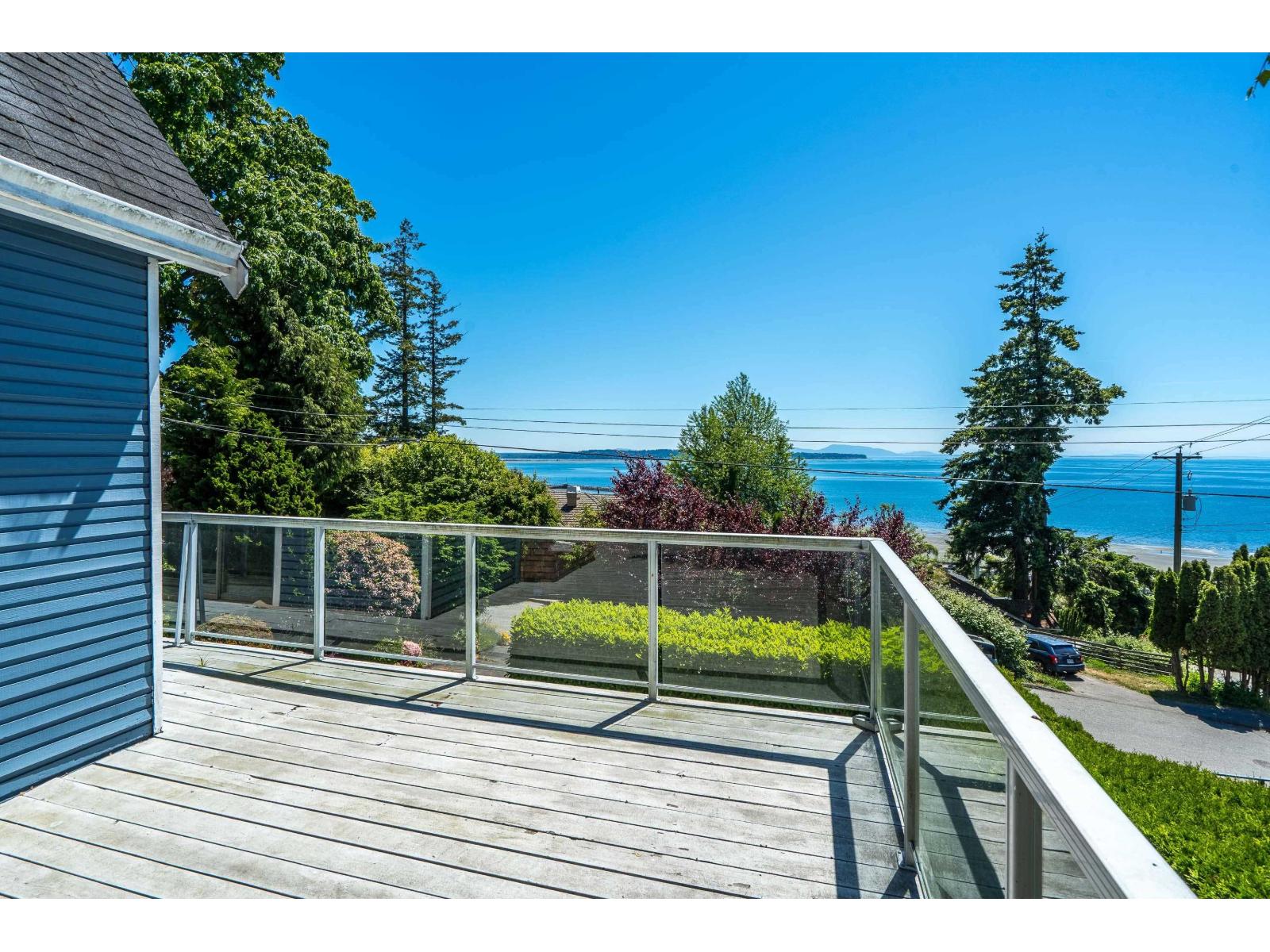 14815 Hardie Avenue, White Rock, British Columbia  V4B 2H6 - Photo 4 - R3131830