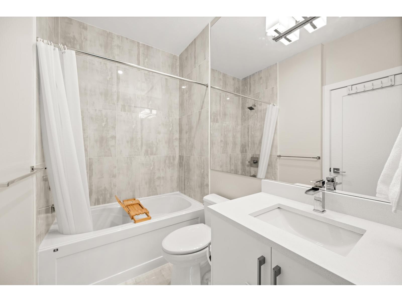 404 15436 31 Avenue, Surrey, British Columbia  V3Z 1H3 - Photo 27 - R3134473