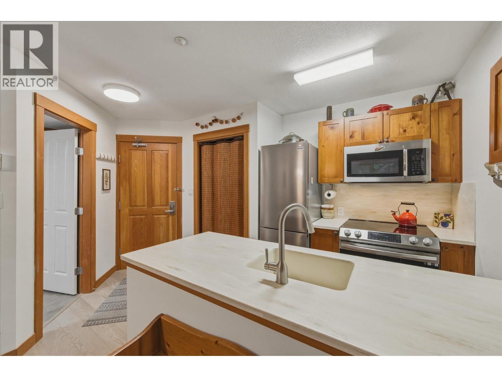 325 4660 Blackcomb Way, Whistler, British Columbia  V0N 1B4 - Photo 14 - R3133127