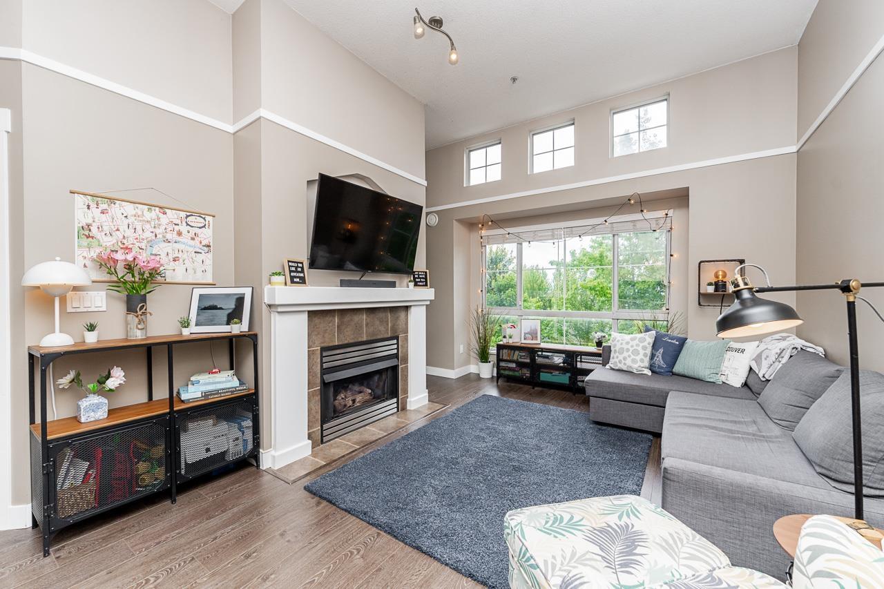 331 19528 Fraser Highway, Surrey, British Columbia  V3S 8P4 - Photo 3 - R3133884