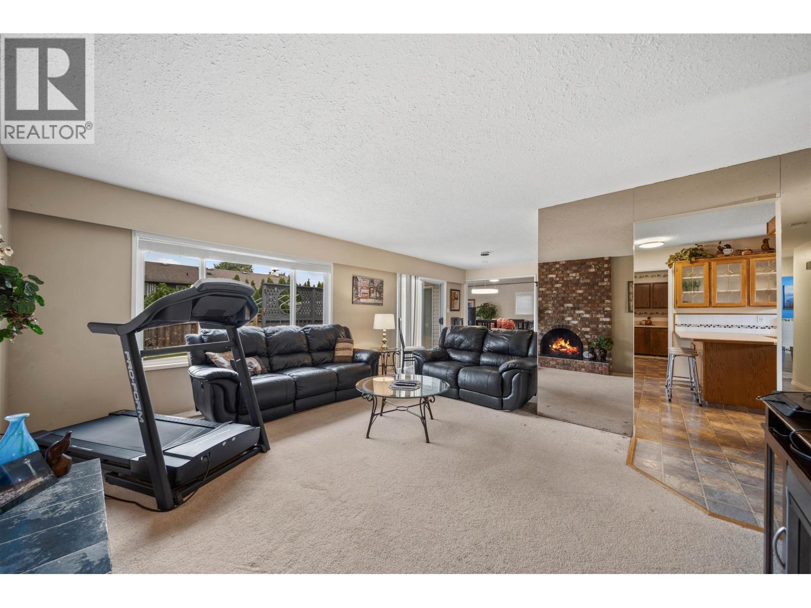 19347 117b Avenue, Pitt Meadows, British Columbia  V3Y 1C4 - Photo 9 - R3134507