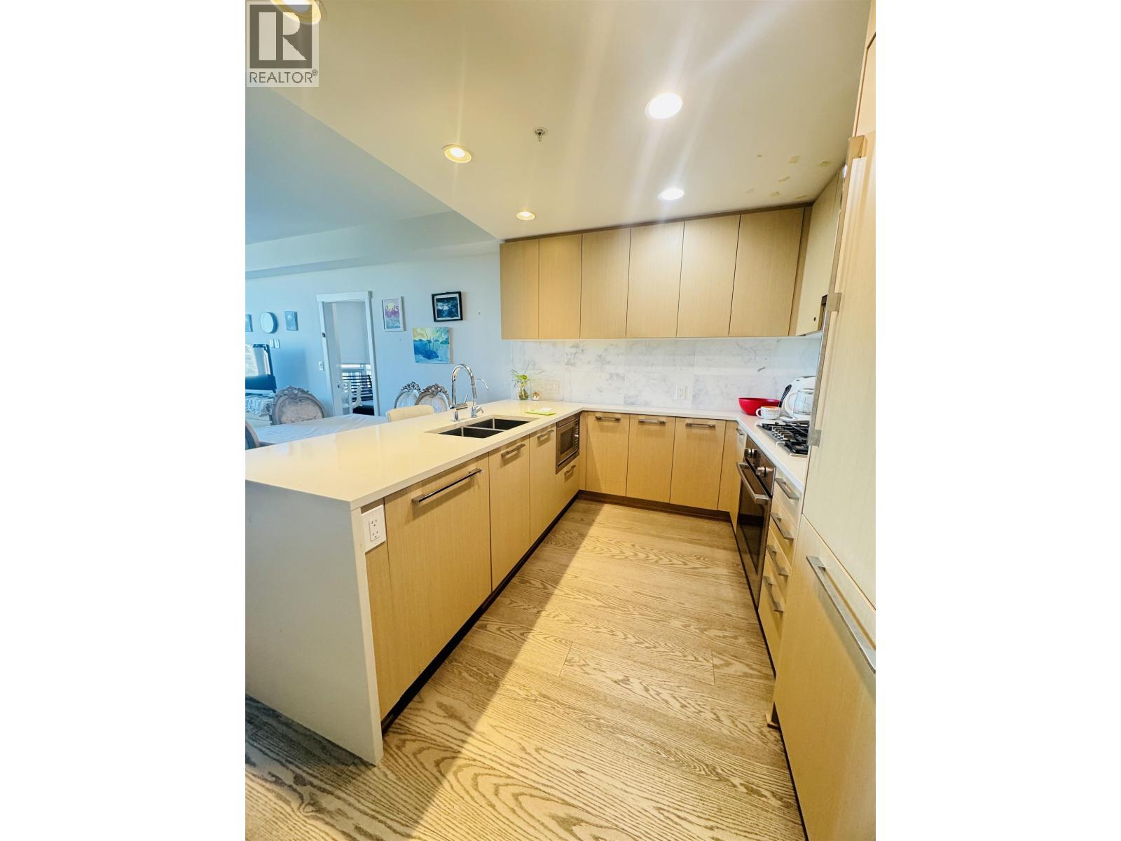 3533 ROSS DRIVE