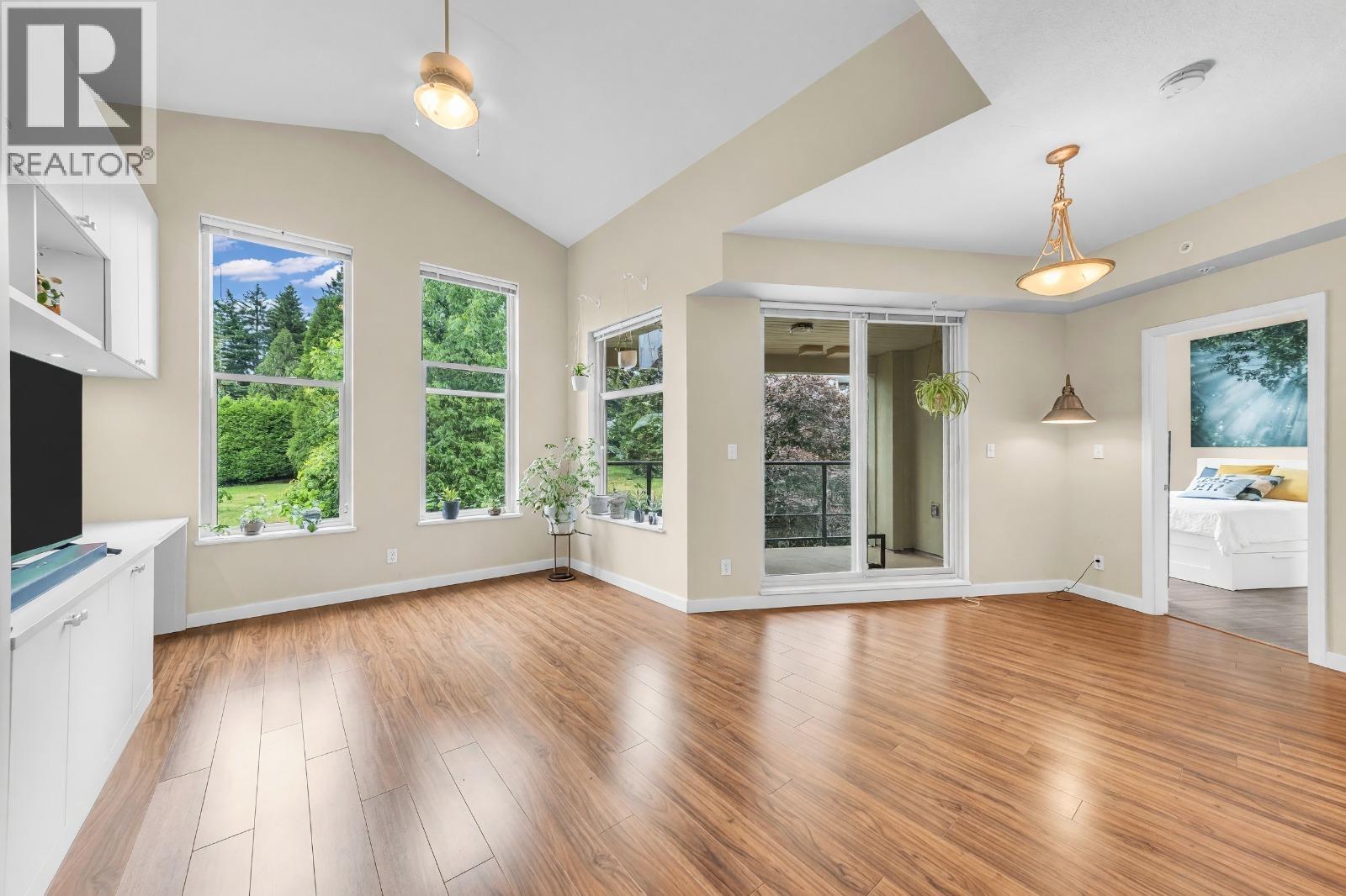 402 265 Ross Drive, New Westminster, British Columbia  V3L 0C8 - Photo 13 - R3133292