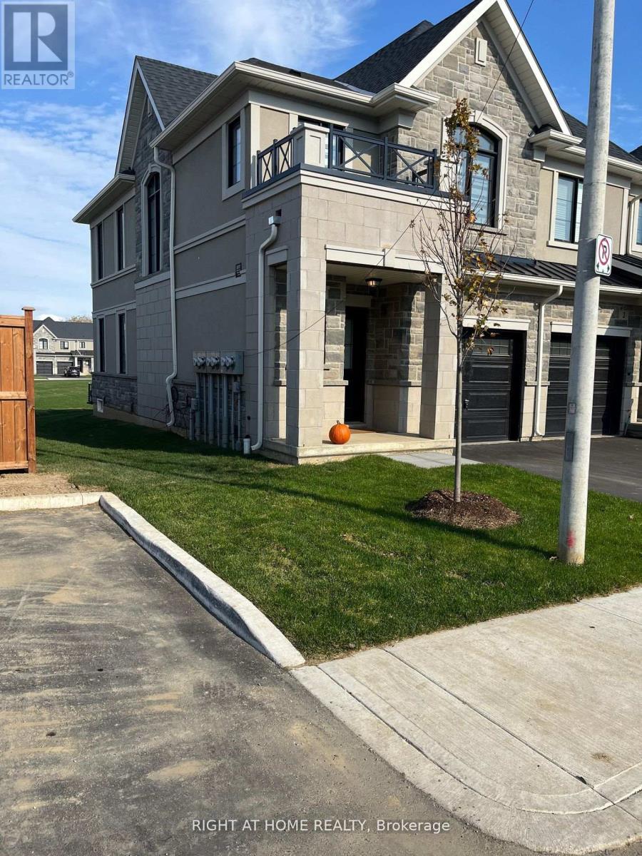 1 - 30 MIA DRIVE, Hamilton, Ontario
