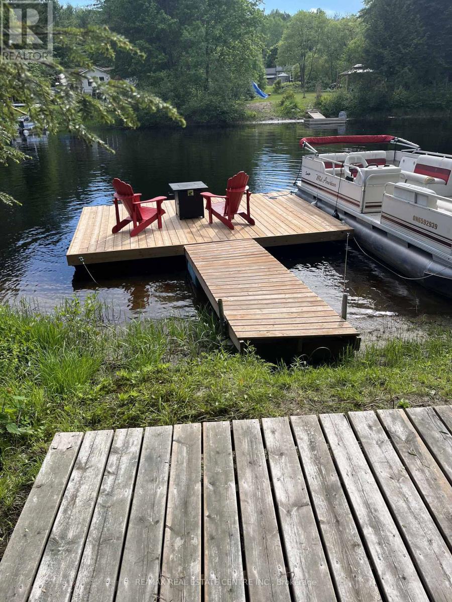 62 Cedar Shores Private, Bracebridge, Ontario  P1L 1W9 - Photo 2 - X13426014