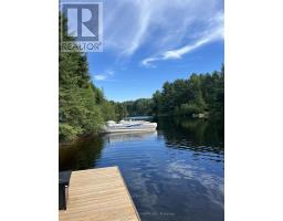 62 CEDAR SHORES PRIVATE, Bracebridge, Ontario