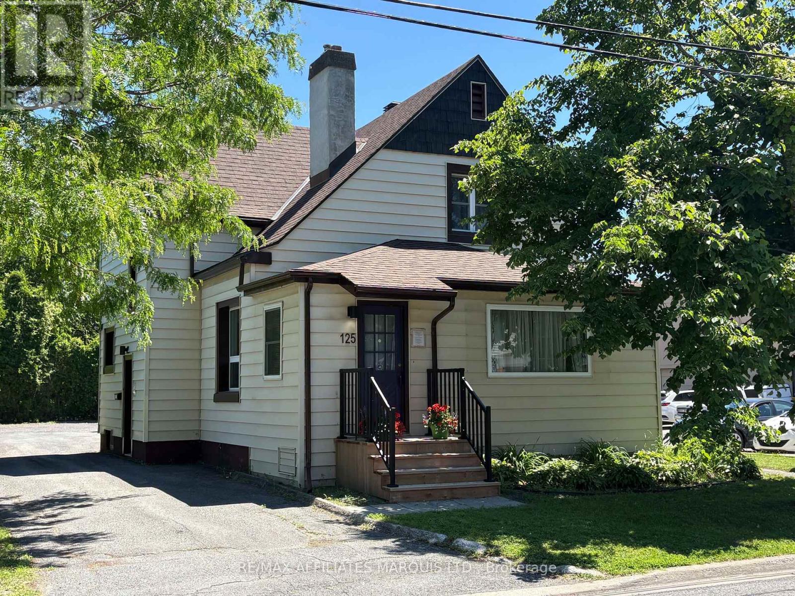 123-125 Amelia Street, Cornwall, Ontario  K6H 3P1 - Photo 1 - X13426320