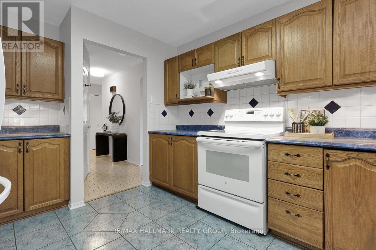 126 Dossetter Way, Ottawa, Ontario  K1G 4S5 - Photo 13 - X13426272